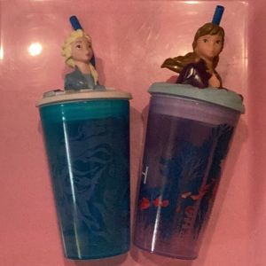 Frozen Elsa and Anna cups with straws